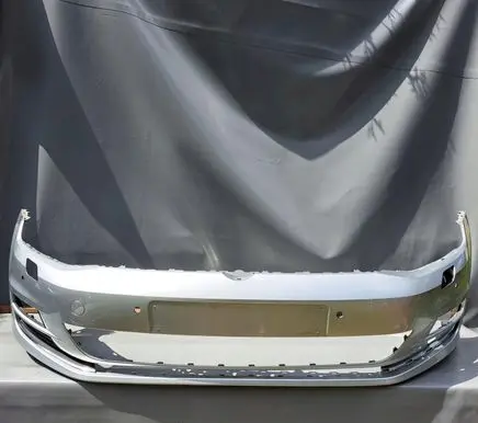 Volkswagen Golf VII Front bumper 5G0807221
