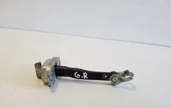 Mitsubishi Outlander Rear door check strap stopper