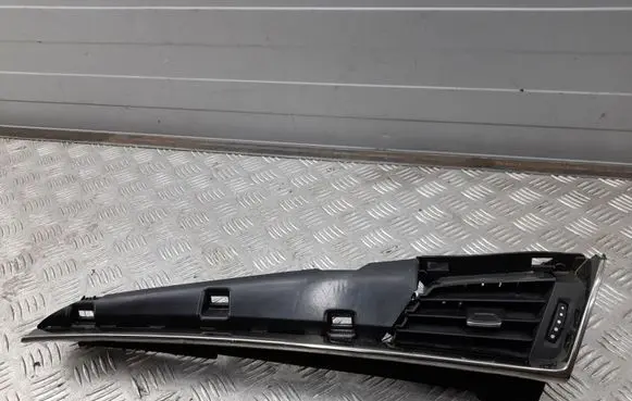 Cadillac CTS Dashboard side air vent grill/cover trim 22771268 23171374