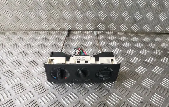 Skoda Roomster (5J) Climate control unit 5J0820045D