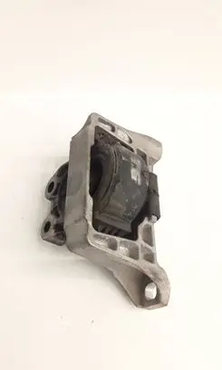 Engine mounting bracket