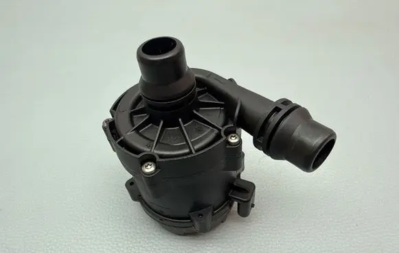 BMW 5 G30 G31 G38 Electric auxiliary coolant/water pump 8638237