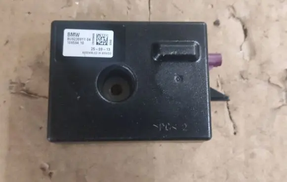BMW 3 F30 F35 F31 Antenna control unit 10859410 9230911 250913