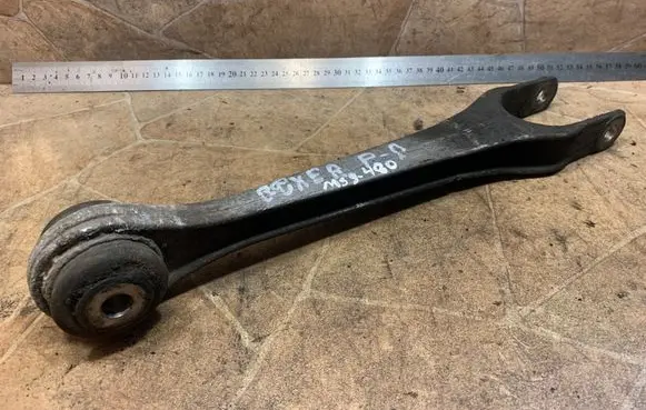 Front lower control arm/wishbone