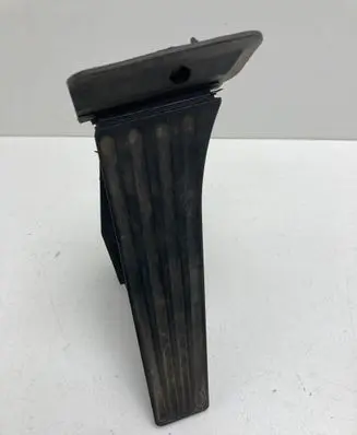 BMW 5 F10 F11 Accelerator throttle pedal 6789998 25916010 02111397