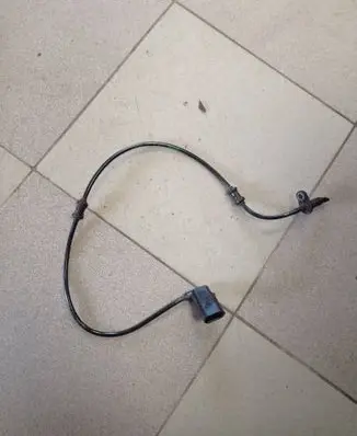 Mercedes-Benz GLC C253 ABS rear brake sensor 0265009777 A2539052400