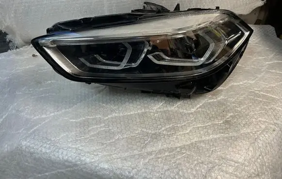 BMW 1 F40 Headlight/headlamp 5A1E055