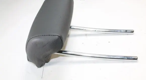KIA Ceed Front seat headrest 