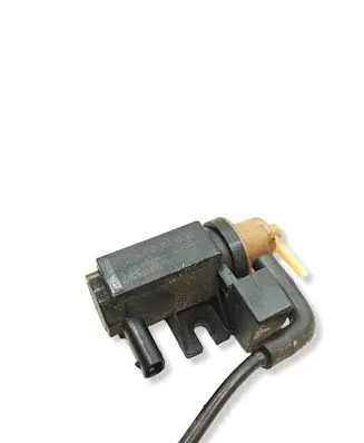 Mercedes-Benz A W176 Turbo solenoid valve A0101531328 18T012 70078210