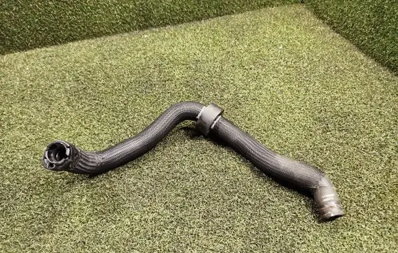 Renault Trafic III (X82) Engine coolant pipe/hose 217416968R 93866075