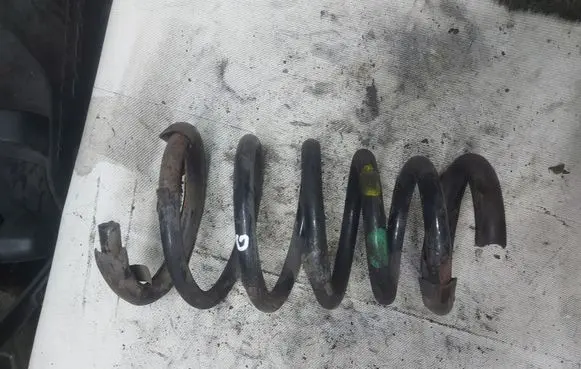 Volvo XC90 Rear coil spring