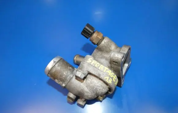 KIA Sportage Thermostat housing 