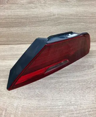 BMW 6 F12 F13 Tailgate rear/tail lights 7210580
