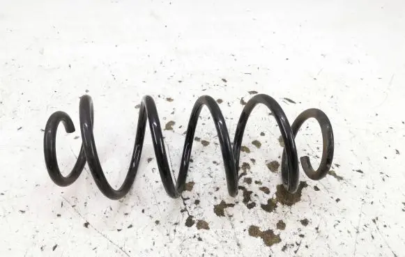 Toyota Yaris Rear coil spring