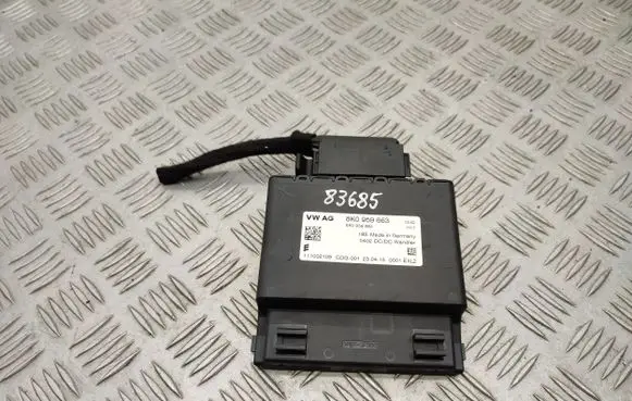 Audi A4 S4 B8 8K Voltage converter/converter module 8K0959663