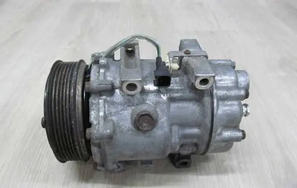 Volvo V50 Air conditioning (A/C) compressor (pump) 3M5H-19D629-HD 38740