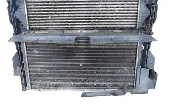 Coolant radiator