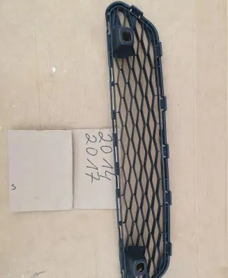 Nissan X-Trail T32 Front bumper lower grill 623104CE00 623104CEOO