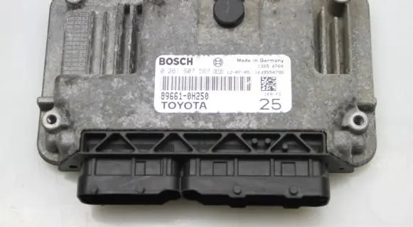 Toyota Aygo AB10 Engine control unit/module 896610H250