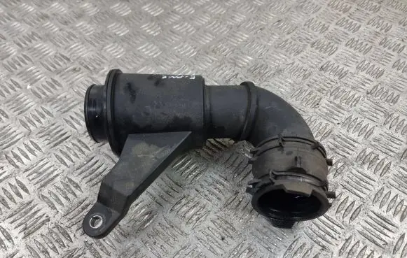 Jaguar F-Pace Intercooler hose/pipe GX739C623DB