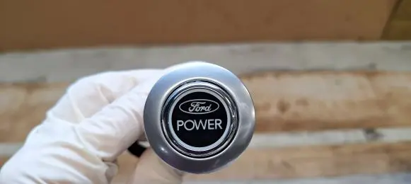 Ford C-MAX II Engine start stop button switch AM5T11572
