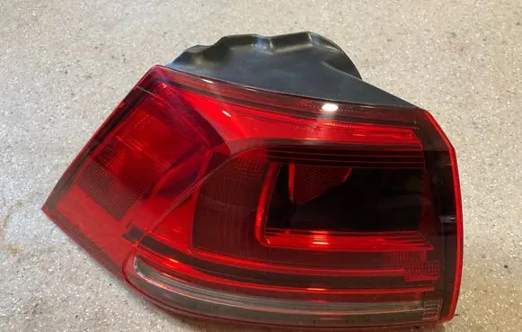 Volkswagen Golf VII Rear/tail lights 5G0945095P