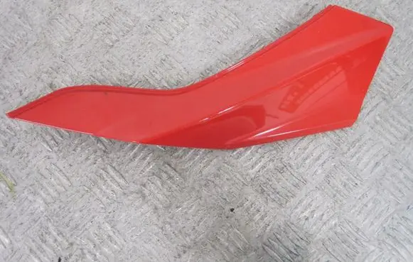 BMW 2 Active Tourer U06 Bonnet wind deflector 8403868