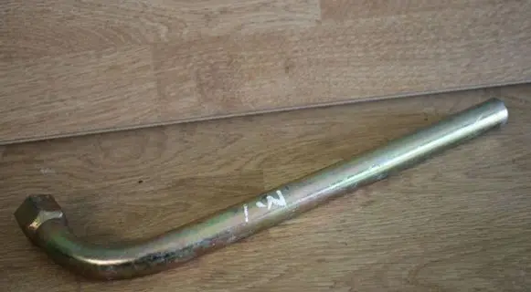 Volkswagen Golf IV Wheel nut wrench 191012219