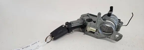 Opel Astra H Ignition lock N05001881 18724K101B K8724K101B