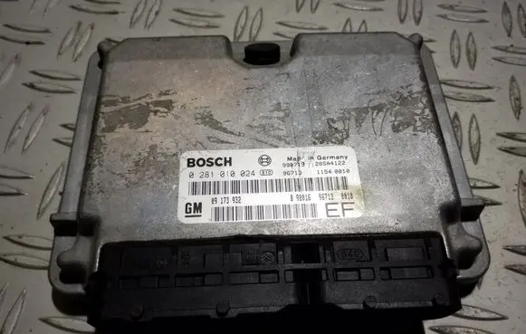 Opel Frontera B Engine control unit/module 0281010024 09173932 28SA4122