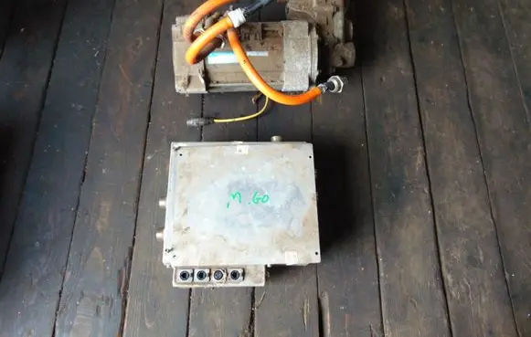 Microcar M.GO Electric car motor DLGF112200-4