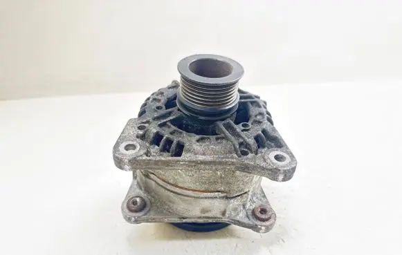 Renault Modus Generator/alternator 8200390675 0124425037