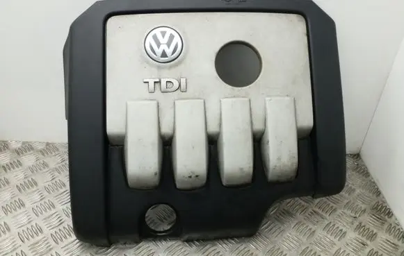 Volkswagen Golf Plus Engine cover (trim) 03G103925