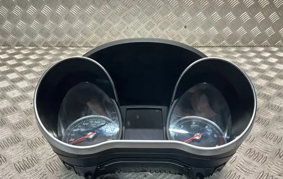 Mercedes-Benz C W205 Speedometer (instrument cluster) A2059009529
