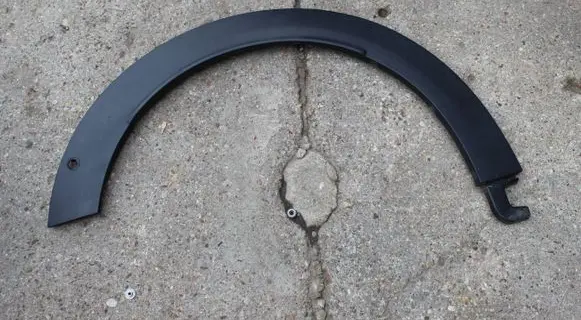 Mini Cooper Countryman F60 Front arch trim 