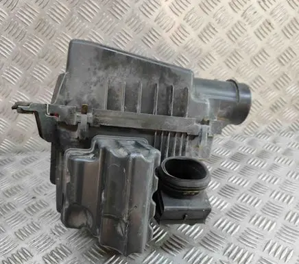 Mercedes-Benz X-class W470 Air filter box A4703450000