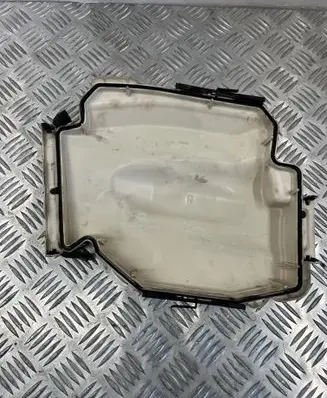 BMW 3 E90 E91 Fuse box cover 7544575 58650910
