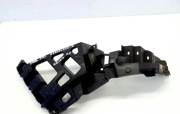 Opel Grandland X Rear bumper mounting bracket YP00035780