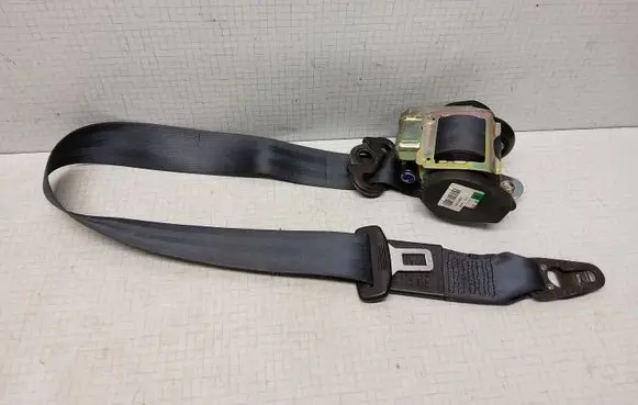 Audi A4 S4 B6 8E 8H Front seatbelt 560788501 8E0857706F