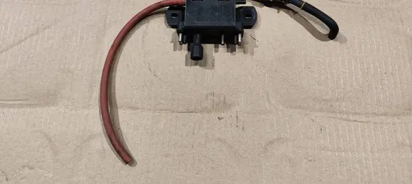 Mercedes-Benz S W140 Turbo solenoid valve 0025400097