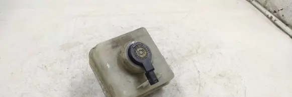 BMW 5 E60 E61 Brake fluid reservoir 