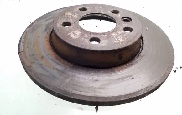 Volkswagen Transporter - Caravelle T4 Rear brake disc