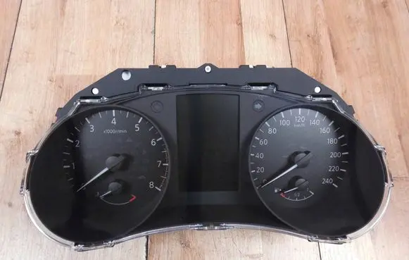 Nissan X-Trail T32 Speedometer (instrument cluster) 24810T3216