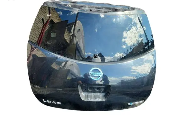 Nissan Leaf I (ZE0) Tailgate/trunk/boot lid