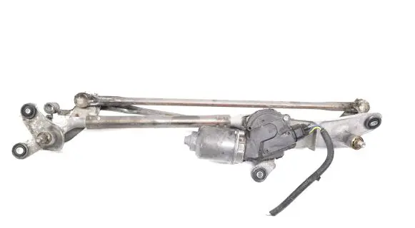 Lexus GS 300 350 430 450H Front wiper linkage and motor 8511030600
