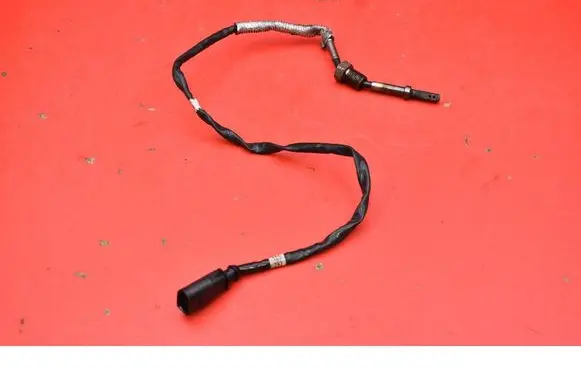 Volkswagen PASSAT CC Sensor 04L906088AE