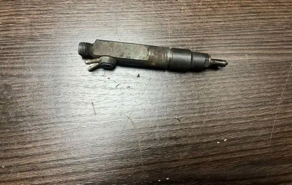 Volvo C70 Fuel injector 0432193616 074130201Q