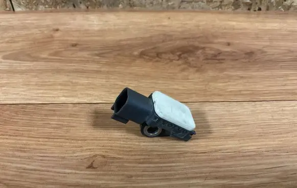 Volvo V70 Airbag deployment crash/impact sensor 31264396