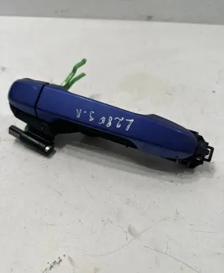 Toyota Verso-S Rear door exterior handle