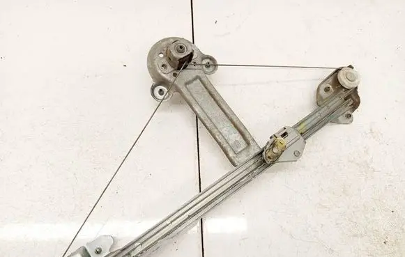 Opel Astra H Sliding door window regulator with motor 13100421